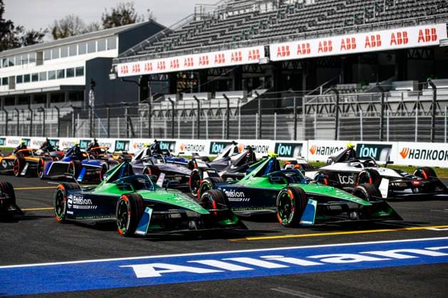 16 BUEMI Sebastien (swi), Envision Racing, Jaguar I-Type 6, 04 FRIJNS Robin (nld), Envision Racing, Jaguar I-Type 6, action during the 2024 Hankook Mexico City ePrix, 1st meeting of the 2023-24 ABB FIA Formula E World Championship, WM, Weltmeisterschaft on the Autodromo Hermanos Rodriguez from January 11 to 13, in Mexico City, Mexico - 2024 FORMULA E HANKOOK MEXICO CITY ePRIX DPPI Panoramic  03424001__B3_1438