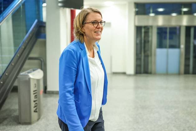 12.01.2024, Fussball, 2. Bundesliga, Saison 2023 2024, Pressekonferenz FC Schalke 04, Christina Rühl-Hamers (FC Schalke 04) Gelsenkirchen Veltins Arena NRW Deutschland xRHR-FOTO TRx
