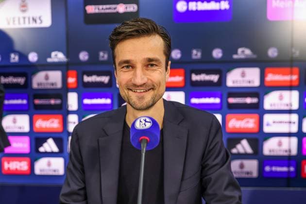 12.01.2024, Fussball, 2. Bundesliga, Saison 2023 2024, Pressekonferenz FC Schalke 04, Matthias Tillmann (FC Schalke 04) Gelsenkirchen Veltins Arena NRW Deutschland xRHR-FOTO TRx
