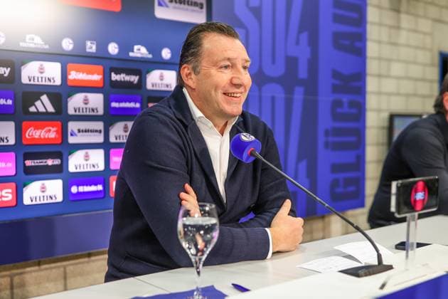 12.01.2024, Fussball, 2. Bundesliga, Saison 2023 2024, Pressekonferenz FC Schalke 04, Sportdirektor Marc Wilmots (FC Schalke 04) Gelsenkirchen Veltins Arena NRW Deutschland xRHR-FOTO TRx