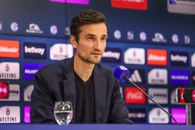 12.01.2024, Fussball, 2. Bundesliga, Saison 2023 2024, Pressekonferenz FC Schalke 04, Matthias Tillmann (FC Schalke 04) Gelsenkirchen Veltins Arena NRW Deutschland xRHR-FOTO TRx