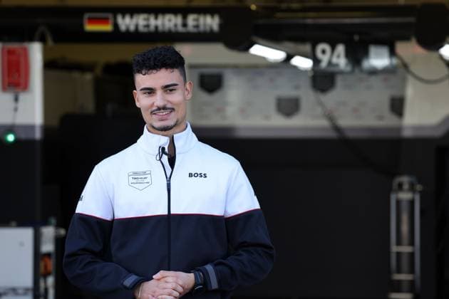 Pascal Wehrlein (GER) Porsche, Boxengasse, Formel E FIA Weltmisterschaft Saison 10, Mexiko City E- Prix, Mexiko, 12.01.2024, Portrait
