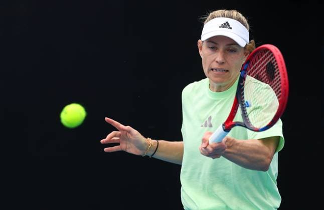 Angelique Kerber of Germany in action Australian Open, Saturday Previews, Tennis, Melbourne Park, Melbourne, Australia - 13 Jan 2024  Copyright: xEllaxLing Shutterstockx 14298351cf