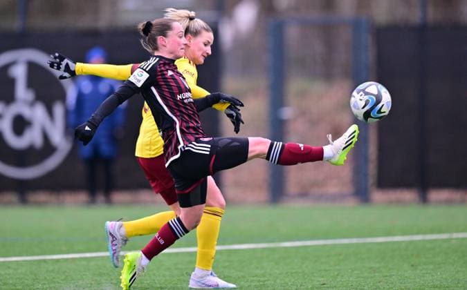 13.01.2024 - Fussball Frauen Frauenfussball - Saison 2023 2024 - Testspiel Freundschaftsspiel Vorbereitungsspiel : 1. FC Nürnberg FCN ( Clubfrauen Club ) - Sparta Prag Praha - - xwoxzix - Vanessa Haim (19, 1. FC Nürnberg FCN ) erzielt Treffer Tor Torschuß gegen Aneta Dedinova (6, Sparta Prag )
