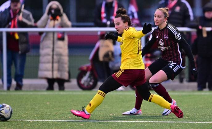 13.01.2024 - Fussball Frauen Frauenfussball - Saison 2023 2024 - Testspiel Freundschaftsspiel Vorbereitungsspiel : 1. FC Nürnberg FCN ( Clubfrauen Club ) - Sparta Prag Praha - - xwoxzix - Petra Vystejnova (14, Sparta Prag ) Nadja Burkard (22, 1. FC Nürnberg FCN )
