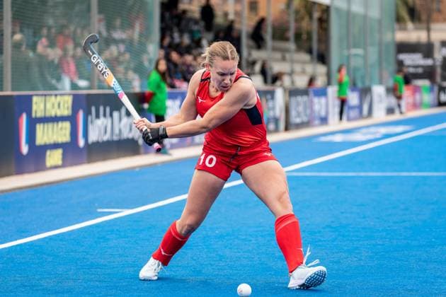 FIH Hockey Olympia Qualifikation 2024 Valencia Frauen: Großbritannien - Kanada; Valencia Spanien, 13.01.2024 Sarah ROBERTSON (GBR, 10) Feldhockey Olympia Qualifikation Damen, Großbritannien gegen Kanada in Valencia (Spanien) am 13.01.2024 Copyright: xBEAUTIFULxSPORTS Meurerx