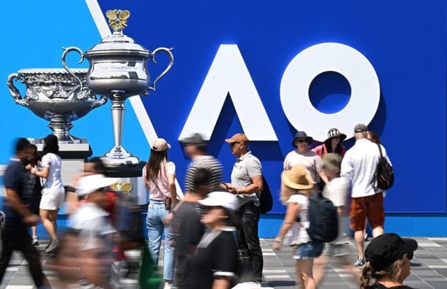 TENNIS AUSTRALIAN OPEN, Spectators are seen on Day 1 of the 2024 Australian Open at Melbourne Park in Melbourne, Sunday, January 14, 2024. ( NO ARCHIVING, EDITORIAL USE ONLY, NO USE IN BOOKS WITHOUT CONSENT MELBOURNE VICTORIA AUSTRALIA  Copyright: xLUKASxCOCHx 20240114001888692485