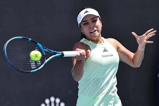 Camila Osorio, COL, during first round of 2024 Australian Open in Melbourne, 15 01 2023; -