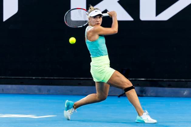 MELBOURNE, VIC - JANUARY 15: Yulia Starodubtseva of Ukraine in action during Round 1 of the 2024 Australian Open on January 15 2024, at Melbourne Park in Melbourne, Australia. (Photo by Jason Heidrich Icon Sportswire) TENNIS: JAN 15 Australian Open EDITORIAL USE ONLY Icon240115214