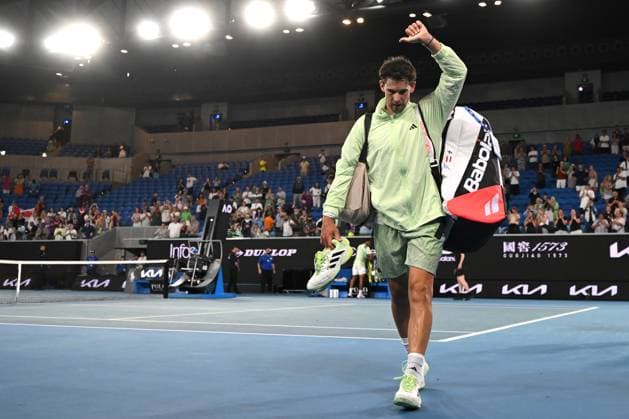 TENNIS AUSTRALIAN OPEN, Dominic Thiem of Austria walks off the court after loosing his first round match against Felix Auger-Aliassime of Canada on Day 2 of the 2024 Australian Open at Melbourne Park in Melbourne, Monday, January 15, 2024. ( NO ARCHIVING, EDITORIAL USE ONLY, NO USE IN BOOKS WITHOUT CONSENT MELBOURNE VICTORIA AUSTRALIA  Copyright: xLUKASxCOCHx 20240116001889375130