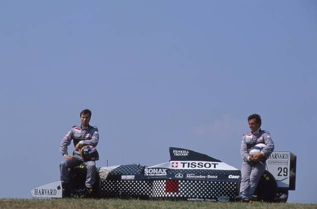 Formel 1, Grand Prix Deutschland 1994, Hockenheimring, 31.07.1994 Fotoshooting Sauber-Mercedes Heinz-Harald Frentzen Andrea de Cesaris Sauber-Mercedes C13 Hockenheim Deutschland *** Formula 1, German Grand Prix 1994, Hockenheimring, 31 07 1994 Photo shoot Sauber Mercedes Heinz Harald Frentzen Andrea de Cesaris Sauber Mercedes C13 Hockenheim Germany