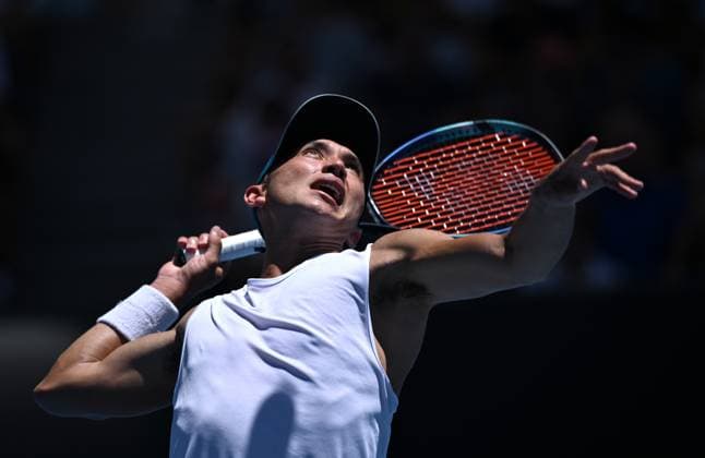 TENNIS AUSTRALIAN OPEN, James McCabe of Australia prepares to serve during his first round match against Alex Michelsen of USA on Day 3 of the 2024 Australian Open at Melbourne Park in Melbourne, Tuesday, January 16, 2024. ( NO ARCHIVING, EDITORIAL USE ONLY, NO USE IN BOOKS WITHOUT CONSENT MELBOURNE VICTORIA AUSTRALIA  Copyright: xJAMESxROSSx 20240116001889614579