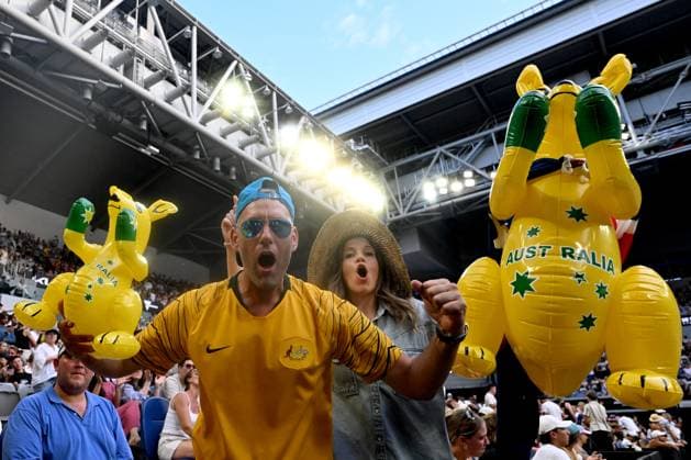 Sport Bilder des Tages TENNIS AUSTRALIAN OPEN, Supporters of Thanasi Kokkinakis of Australia during his round 1 match against Sebastian Ofner of Austria on Day 3 of the 2024 Australian Open at Melbourne Park in Melbourne, Tuesday, January 16, 2024. ( NO ARCHIVING, EDITORIAL USE ONLY, NO USE IN BOOKS WITHOUT CONSENT MELBOURNE VICTORIA AUSTRALIA  Copyright: xJAMESxROSSx 20240116001889681538