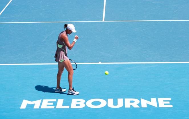 (240116) -- MELBOURNE, Jan. 16, 2024 -- Wang Xiyu of China reacts during the women s singles 1st round match between Wang Xiyu of China and Emma Navarro of the United States at Australian Open tennis tournament in Melbourne, Australia, Jan. 16, 2024. ) (SP)AUSTRALIA-MELBOURNE-TENNIS-AUSTRALIAN OPEN MaxPing 