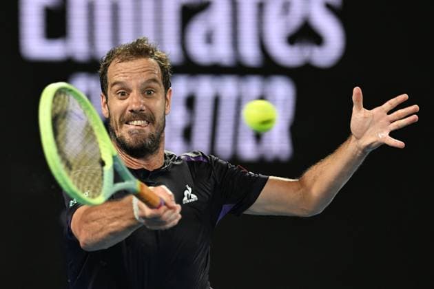 TENNIS AUSTRALIAN OPEN, Richard Gasquet of France in action during his round 1 match against Carlos Alcaraz of Spain on Day 3 of the 2024 Australian Open at Melbourne Park in Melbourne, Tuesday, January 16, 2024. ( NO ARCHIVING, EDITORIAL USE ONLY, NO USE IN BOOKS WITHOUT CONSENT MELBOURNE VICTORIA AUSTRALIA  Copyright: xLUKASxCOCHx 20240116001889718010