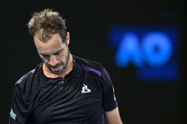 TENNIS AUSTRALIAN OPEN, a dejected Richard Gasquet of France during his round 1 match against Carlos Alcaraz of Spain on Day 3 of the 2024 Australian Open at Melbourne Park in Melbourne, Tuesday, January 16, 2024. ( NO ARCHIVING, EDITORIAL USE ONLY, NO USE IN BOOKS WITHOUT CONSENT MELBOURNE VICTORIA AUSTRALIA  Copyright: xLUKASxCOCHx 20240116001889732524