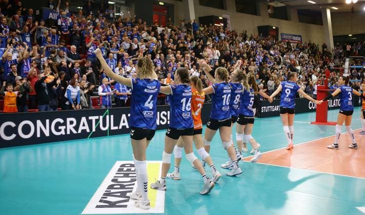 Stuttgart , Volleyball CEV Champions League , Allianz MTV Stuttgart vs. Asterix Avo Beveren , Jubel Stuttgart