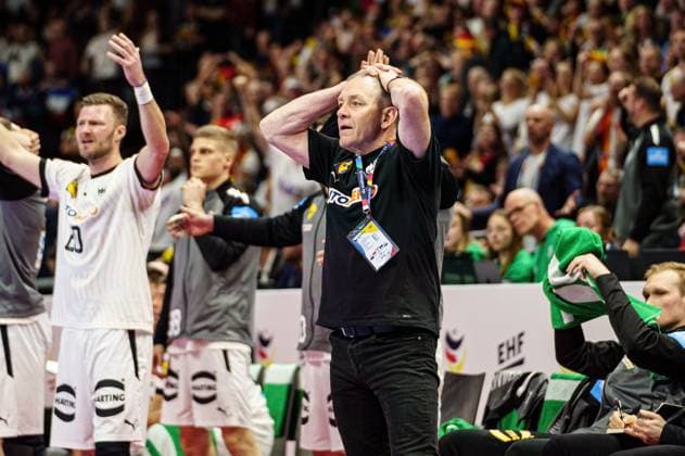 Sport Bilder des Tages Alfred Gislason (Deutschland, Trainer) GER, Frankreich vs. Deutschland, Handball, Maenner, EHF Euro 2024, Gruppe A, Spieltag 3, 16.01.2024 GER, Frankreich vs. Deutschland, Handball, Maenner, EHF Euro 2024, Gruppe A, Spieltag 3, 16.01.2024 Berlin Copyright: xEibnerxPressefoto MarcelxvonxFehrnx EP_MFN