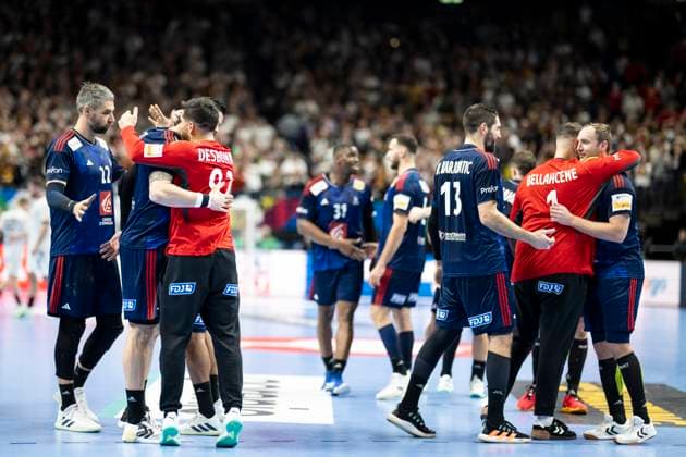 16.01.2024 - Handball - Herren - EHF - EM 2024 - Frankreich - Deutschland Franzoesische Mannschaft Berlin Mercedes-Benz Arena Berlin Berlin Deutschland KlausTrotter-20240116-7486