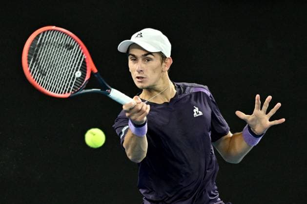 TENNIS AUSTRALIAN OPEN, Matteo Arnaldi of Italy returns during his round 2 match against Alex de Minaur of Australia on Day 4 of the 2024 Australian Open at Melbourne Park in Melbourne, Wednesday, January 17, 2024. ( NO ARCHIVING, EDITORIAL USE ONLY, NO USE IN BOOKS WITHOUT CONSENT MELBOURNE VICTORIA AUSTRALIA  Copyright: xJAMESxROSSx 20240117001890054477