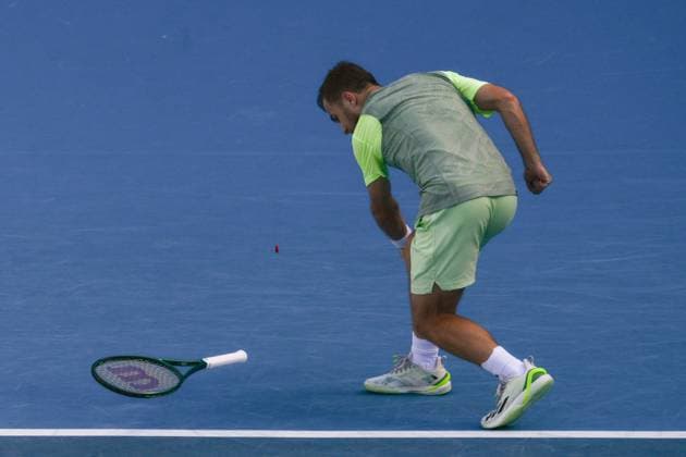 Hugo Gaston (FRA) during his second round match Australian Open, Day Four, Tennis, Melbourne Park, Melbourne, Australia - 17 Jan 2024  Copyright: xJamesxGourley Shutterstockx 14297589fz