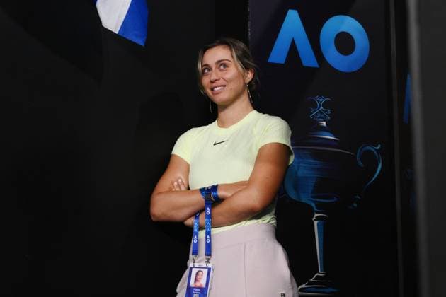 Paula Badosa (ESP) watches Stefanos Tsitsipas (GRE) second round match Australian Open, Day Four, Tennis, Melbourne Park, Melbourne, Australia - 17 Jan 2024  Copyright: xJamesxGourley Shutterstockx 14297589ld