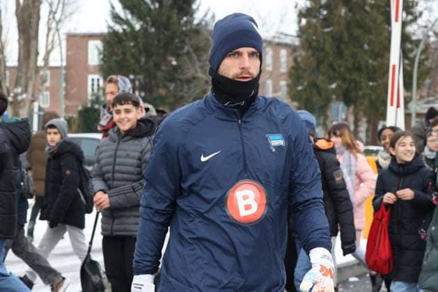DEU, DFL, 2. FBL Hertha BSC, Training, 17.01.2024, Sportforum, Berlin, DEU, DFL, 2. FBL Hertha BSC, Training, im Bild Marius Gersbeck (Hertha BSC Berlin 35) DFL - regulations prohibit any use of Photographs as image sequences and or quasi-video Foto: Juergen Engler nordphoto GmbH