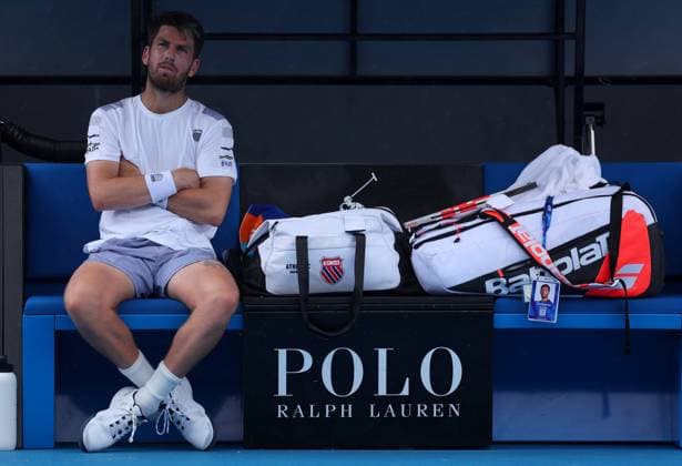 Cameron Norrie of GBR frustrated Australian Open, Day Five, Tennis, Melbourne Park, Melbourne, Australia - 18 Jan 2024  Copyright: xEllaxLing Shutterstockx 14305074f