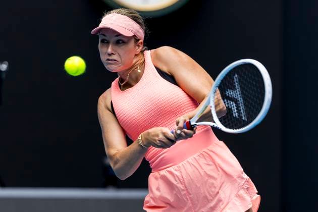 MELBOURNE, VIC - JANUARY 18: Danielle Collins of the United States of America in action during Round 2 of the 2024 Australian Open on January 18 2024, at Melbourne Park in Melbourne, Australia. (Photo by Jason Heidrich Icon Sportswire) TENNIS: JAN 18 Australian Open EDITORIAL USE ONLY Icon240118047