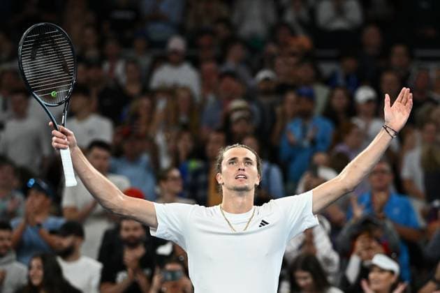 TENNIS AUSTRALIAN OPEN, Alexander Zverev of Germany celebrates match point during his 2nd round win over Lukas Klein of Slovakia on Day 5 of the 2024 Australian Open at Melbourne Park in Melbourne, Thursday, January 18, 2024. ( NO ARCHIVING, EDITORIAL USE ONLY, NO USE IN BOOKS WITHOUT CONSENT MELBOURNE VICTORIA AUSTRALIA  Copyright: xJOELxCARRETTx 20240118001890470060
