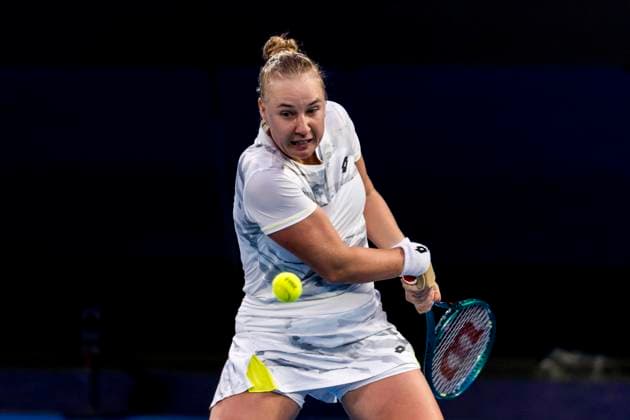 MELBOURNE, VIC - JANUARY 18: Anna Blinkova of Russia in action during Round 2 of the 2024 Australian Open on January 18 2024, at Melbourne Park in Melbourne, Australia. (Photo by Jason Heidrich Icon Sportswire) TENNIS: JAN 18 Australian Open EDITORIAL USE ONLY Icon240118250