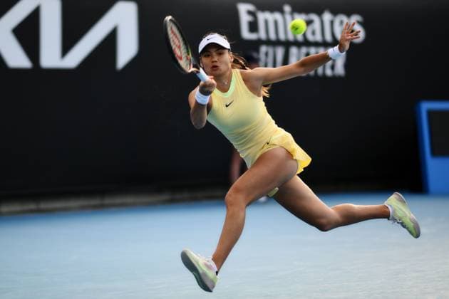 Emma Raducanu (GBR) during her second round match Australian Open, Day Five, Tennis, Melbourne Park, Melbourne, Australia - 18 Jan 2024  Copyright: xJamesxGourley Shutterstockx 14305075ay