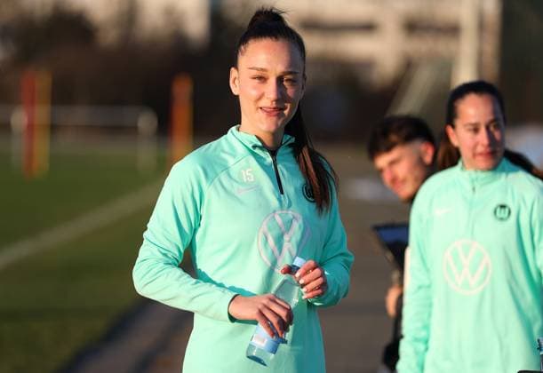Sport Bilder des Tages VfL BL Frauen, Training Wolfsburg, 18.01.2024, FUßBALL - VfL Wolfsburg, Google Pixel Frauen-Bundesliga, Saison 2023 24, Neuzugang Diana Nemeth (VfL Wolfsburg) Darius Simka regios24 Wolfsburg