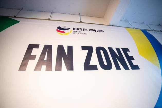 Eröffnung MEN‘S EHF EURO 2024 Fan Zone im Deutsches und Olympia Museum in Köln; 18.01.2024 ein Schild, auf dem steht Fan Zone Eröffnung MEN‘S EHF EURO 2024 Fan Zone im Deutsches Sport und Olympia Museum in Köln; 18.01.2024 Copyright: xBEAUTIFULxSPORTS Buriakovx
