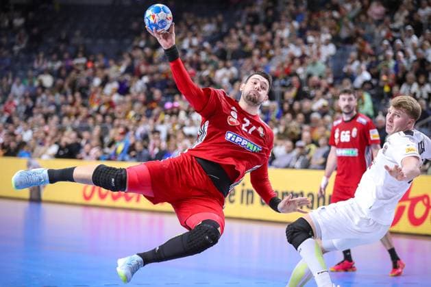 18.01.2024, EHF EURO 2024, Männer Europameisterschaft Handball, Lanxess Arena in Köln, Ungarn - Österreich: Bence Banhidi (Ungarn) Nordrhein-Westfalen Deutschland