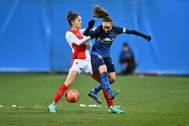 From left Diana Bartovicova of Slavia and Melanie Brunnthaler of St. Polten in action during the St. Polten vs. Slavia Praha UEFA Women s Champions League match in Mlada Boleslav, Czech Republic, January 18, 2024. (CTKxPhoto RadekxPetrasek) CTKPhotoP2024011808041  CTKPhotoP2024011808041