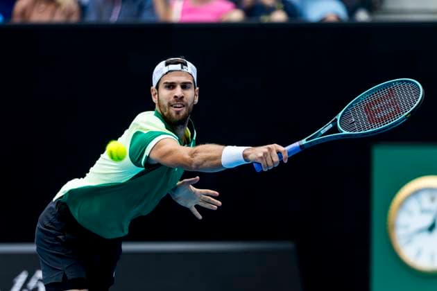 MELBOURNE, VIC - JANUARY 19: Karen Khachanov of Russia in action during the 3rd round of the 2024 Australian Open on January 19 2024, at Melbourne Park in Melbourne, Australia. (Photo by Jason Heidrich Icon Sportswire) TENNIS: JAN 19 Australian Open EDITORIAL USE ONLY Icon240119026