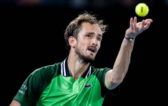 (240119) -- MELBOURNE, Jan. 19, 2024 -- Daniil Medvedev of Russia serves during the men s singles second round match between Daniil Medvedev of Russia and Emil Ruusuvuori of Finland at the Australian Open tennis tournament in Melbourne, Australia, Jan. 18, 2024. (Photo by Xinhua) (SP)AUSTRALIA-MELBOURNE-TENNIS-AUSTRALIAN OPEN HuxJingchen 
