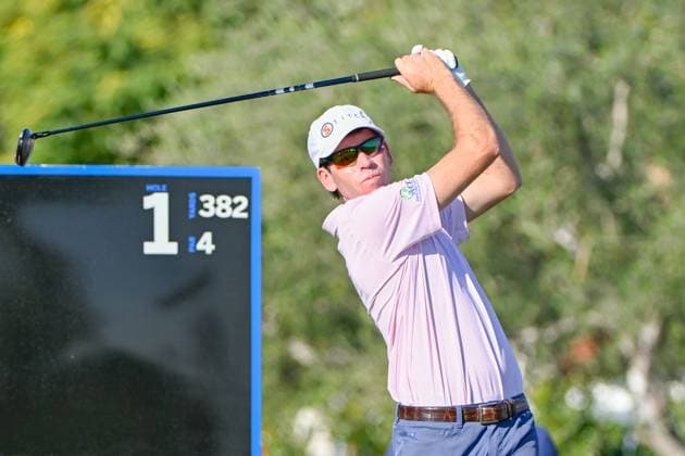 LA QUINTA, CA - JANUARY 18: Ben Kohles (USA) watches his tee shot on 1 during Rd1 of The American Express tournament at La Quinta Country Club on January 18, 2024 in La Quinta, California. (Photo by Ken Murray Icon Sportswire) GOLF: JAN 18 PGA, Golf Herren The American Express EDITORIAL USE ONLY Icon2401180151