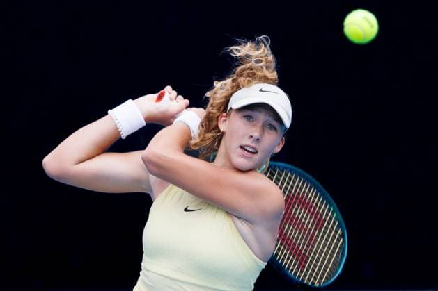 Tennis 2024: Australian Open Day 6 January 19, 2024: MIRRA ANDREEVA of the Russian Federation in action against DIANE PARRY of France on Court 3 in a Women s Singles 3rd round match on day 6 of the 2024 Australian Open in Melbourne, Australia. Sydney Low Cal Media(Credit Image: Â Sydney Low Cal Sport Media) California USA EDITORIAL USE ONLY Copyright: xx ZUMA-20240119_faf_c04_016.jpg SydneyxLowx csmphotothree224315