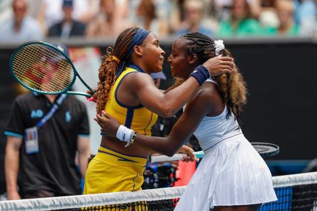 R-L. Alycia Parks gratuliert der Siegerin Coco Gauff, Australian Open 2024, Melbourne Park, Melbourne, Victoria, Australia. Copyright: xJuergenxHasenkopfx