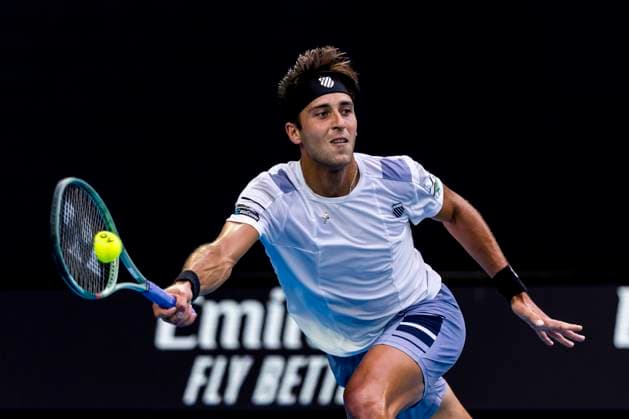 MELBOURNE, VIC - JANUARY 19: Tomas Martin Etcheverry of Argentina in action during the 3rd round of the 2024 Australian Open on January 19 2024, at Melbourne Park in Melbourne, Australia. (Photo by Jason Heidrich Icon Sportswire) TENNIS: JAN 19 Australian Open EDITORIAL USE ONLY Icon240119201