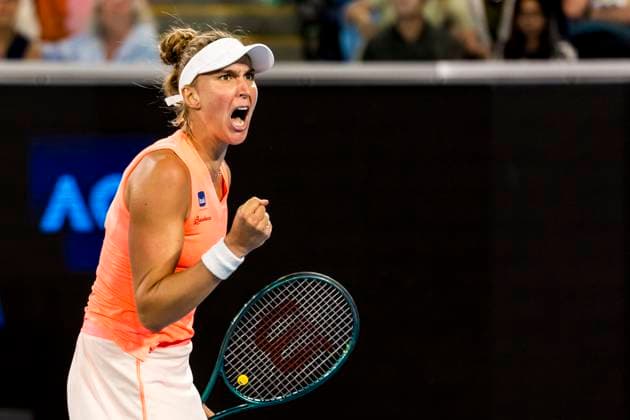 MELBOURNE, VIC - JANUARY 19: Beatriz Haddad Maia of Brazil celebrates during the 3rd round of the 2024 Australian Open on January 19 2024, at Melbourne Park in Melbourne, Australia. (Photo by Jason Heidrich Icon Sportswire) TENNIS: JAN 19 Australian Open EDITORIAL USE ONLY Icon240119234