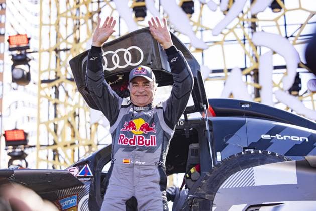 204 SAINZ Carlos (spa), CRUZ Lucas (spa), Team Audi Audi RS Q E-Tron E2, FIA Ultimate, FIA W2RC, ambiance during the Final Podium of the Dakar 2024 on January 19, 2024 in Yanbu, Saudi Arabia - DAKAR 2024 - FINAL PODIUM DPPI Panoramic  05124022__UDE3266