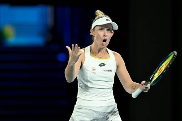 TENNIS AUSTRALIAN OPEN, Storm Hunter of Australia reacts during her 3rd round match against Barbora Krejcikova of Czech Republic on Day 6 of the 2024 Australian Open at Melbourne Park in Melbourne, Friday, January 19, 2024. ( NO ARCHIVING, EDITORIAL USE ONLY, NO USE IN BOOKS WITHOUT CONSENT MELBOURNE VICTORIA AUSTRALIA  Copyright: xJAMESxROSSx 20240120001891000043