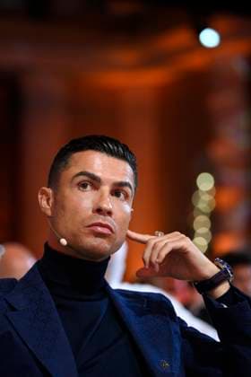 Sport Themen der Woche KW03 Sport Bilder des Tages Foto Fabio Ferrari LaPresse - 19 Gennaio 2024 - Dubai, Emirati Arabi Uniti - - Calcio -Globe Soccer Awards 2024 - 14esima edizione. Nella foto: Cristiano Ronaldo January 19, 2024 Dubai, United Arab Emirates - sport - Soccer - Globe Soccer Awards 2024 - 14th edition. In the pic: Cristiano Ronaldo  Copyright: xFabioxFerrari LaPressex