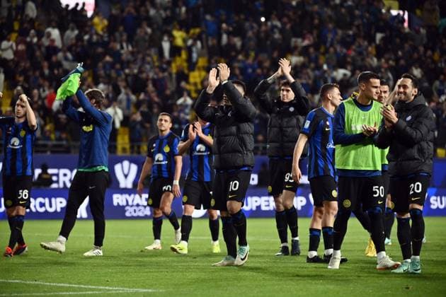 Foto Massimo Paolone LaPresse 19 Gennaio 2024 - Riad, Arabia Saudita - calcio - EA SPORTS FC Supercoppa italiana 2023 2024 semifinale - Inter vs Lazio - Stadio Universit& xe0; Re Saud Nella foto: esultanza Inter January 19, 2024 Riyadh, Saudi Arabia - sport, soccer - EA SPORTS FC Italian Supercup 2023 2024 semi-final - Inter vs Lazio - King Saud University Stadium In the pic: Inter celebration  Copyright: xMassimoxPaolone LaPressex
