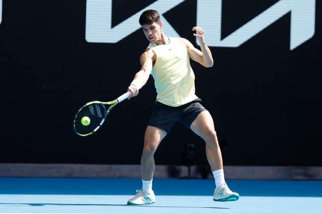 2024 Australian Open - Day 7 Carlos Alcaraz of Spain is in action during his third-round singles match against Juncheng Shang of China on day seven of the 2024 Australian Open at Melbourne Park in Melbourne, Australia, on January 20, 2024. Melbourne Victoria Australia  Copyright: xCiroxDexLucax originalFilename:deluca-2024aust240120_npbXW.jpg