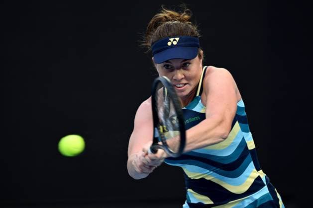 TENNIS AUSTRALIAN OPEN, Linda Noskova of Czech Republic in action during her 3rd round match against Iga Swiatek of Poland on Day 7 of the 2024 Australian Open at Melbourne Park in Melbourne, Saturday, January 20, 2024. ( NO ARCHIVING, EDITORIAL USE ONLY, NO USE IN BOOKS WITHOUT CONSENT MELBOURNE VICTORIA AUSTRALIA  Copyright: xJOELxCARRETTx 20240120001891296232