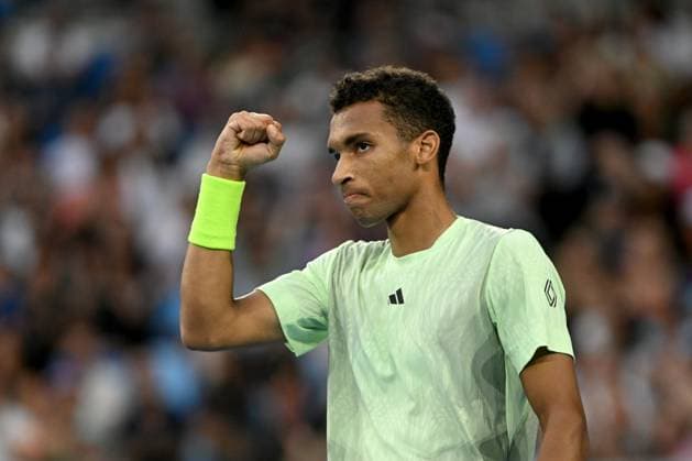 TENNIS AUSTRALIAN OPEN, Felix Auger-Aliassime of Canada reacts during his 3rd round match against Daniil Medvedev of Russia on Day 7 of the 2024 Australian Open at Melbourne Park in Melbourne, Saturday, January 20, 2024. ( NO ARCHIVING, EDITORIAL USE ONLY, NO USE IN BOOKS WITHOUT CONSENT MELBOURNE VICTORIA AUSTRALIA  Copyright: xLUKASxCOCHx 20240120001891299183